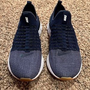Nike Phantom React tennis shoes, Men's 11